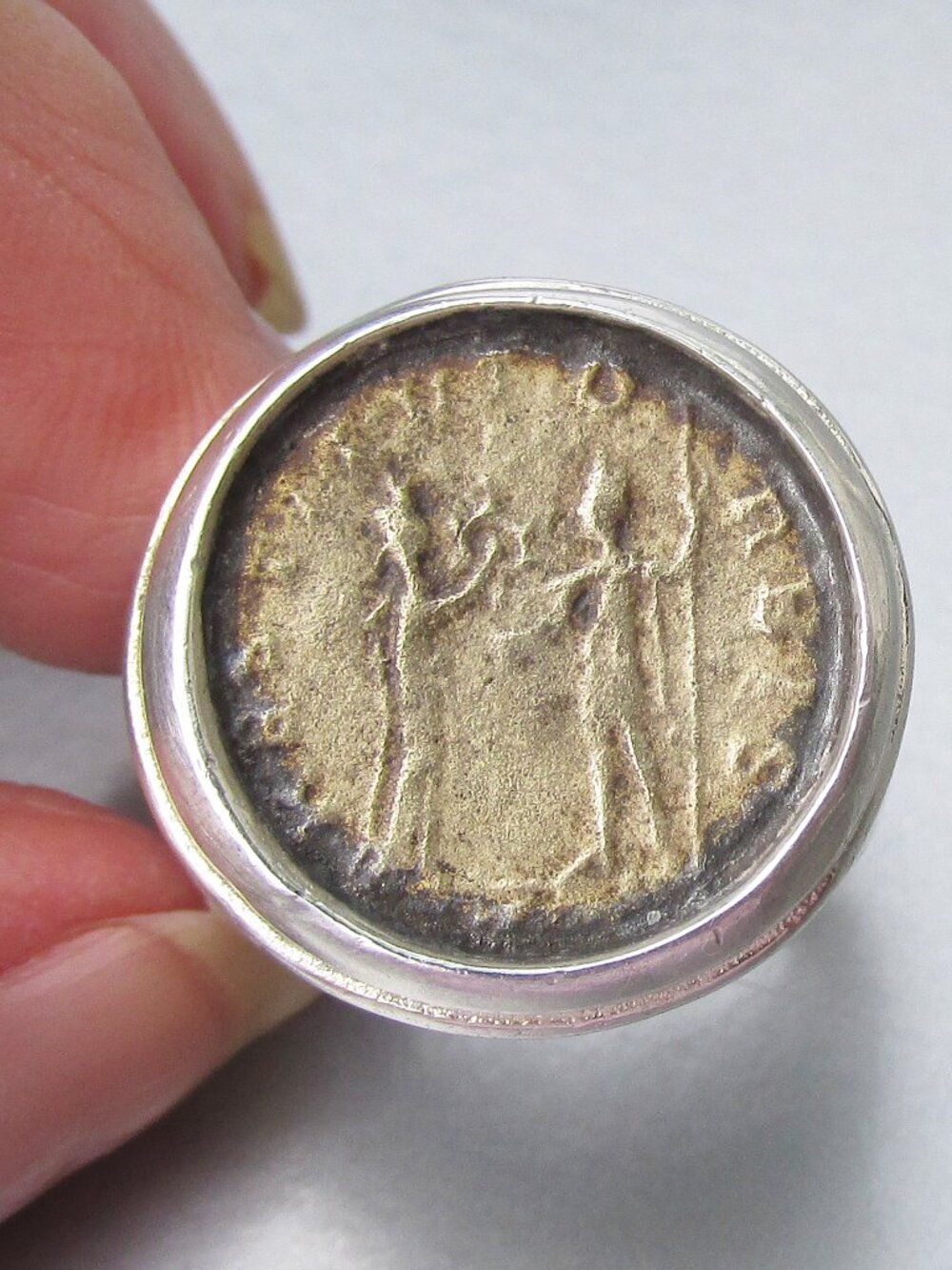 Retired SILPADA Impressed Replica Brass Coin Ring R1630 Sz. 7.5